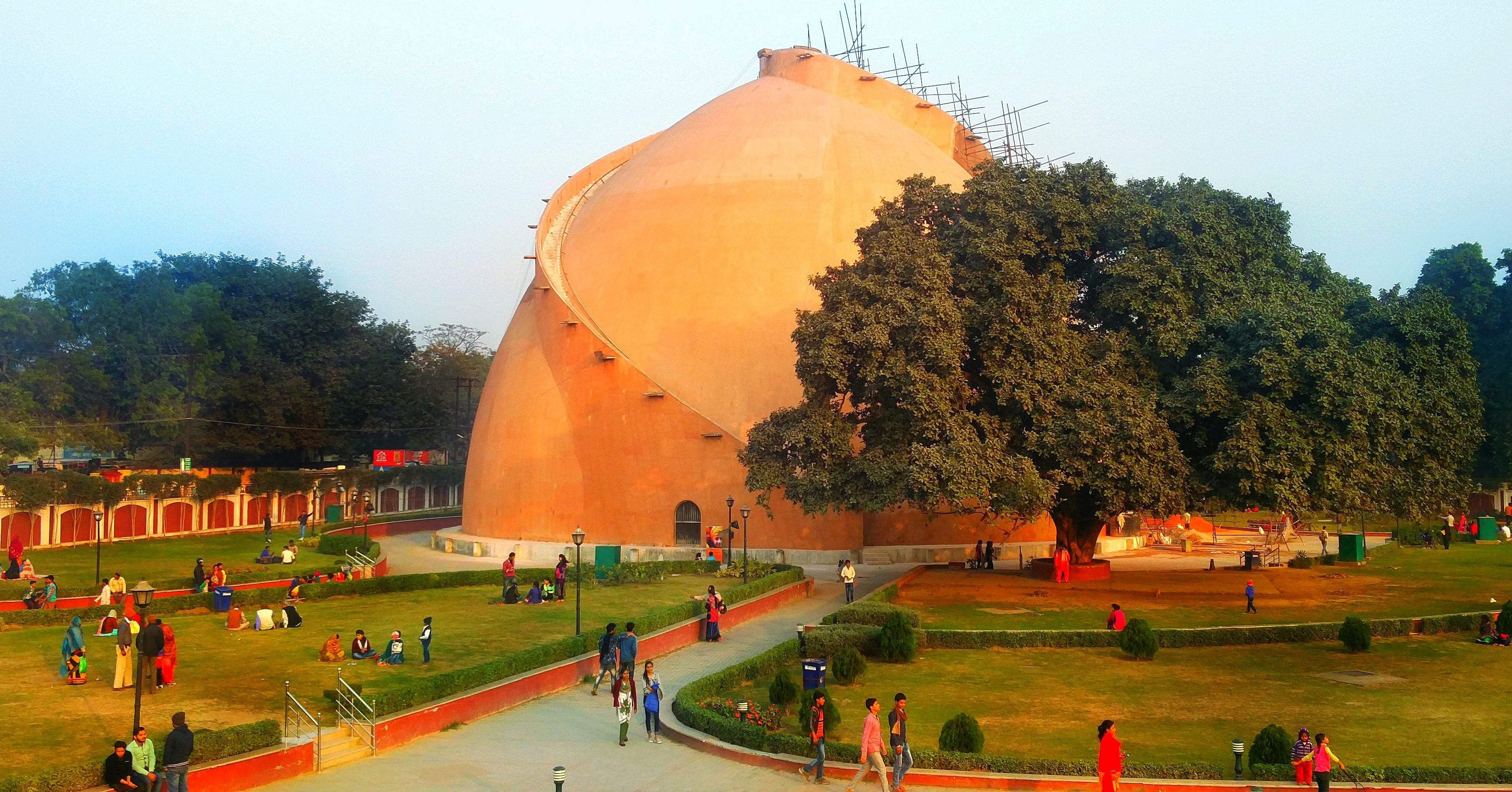 गोलघर (Golghar) का बाहरी दृश्य – पटना, बिहार, भारत